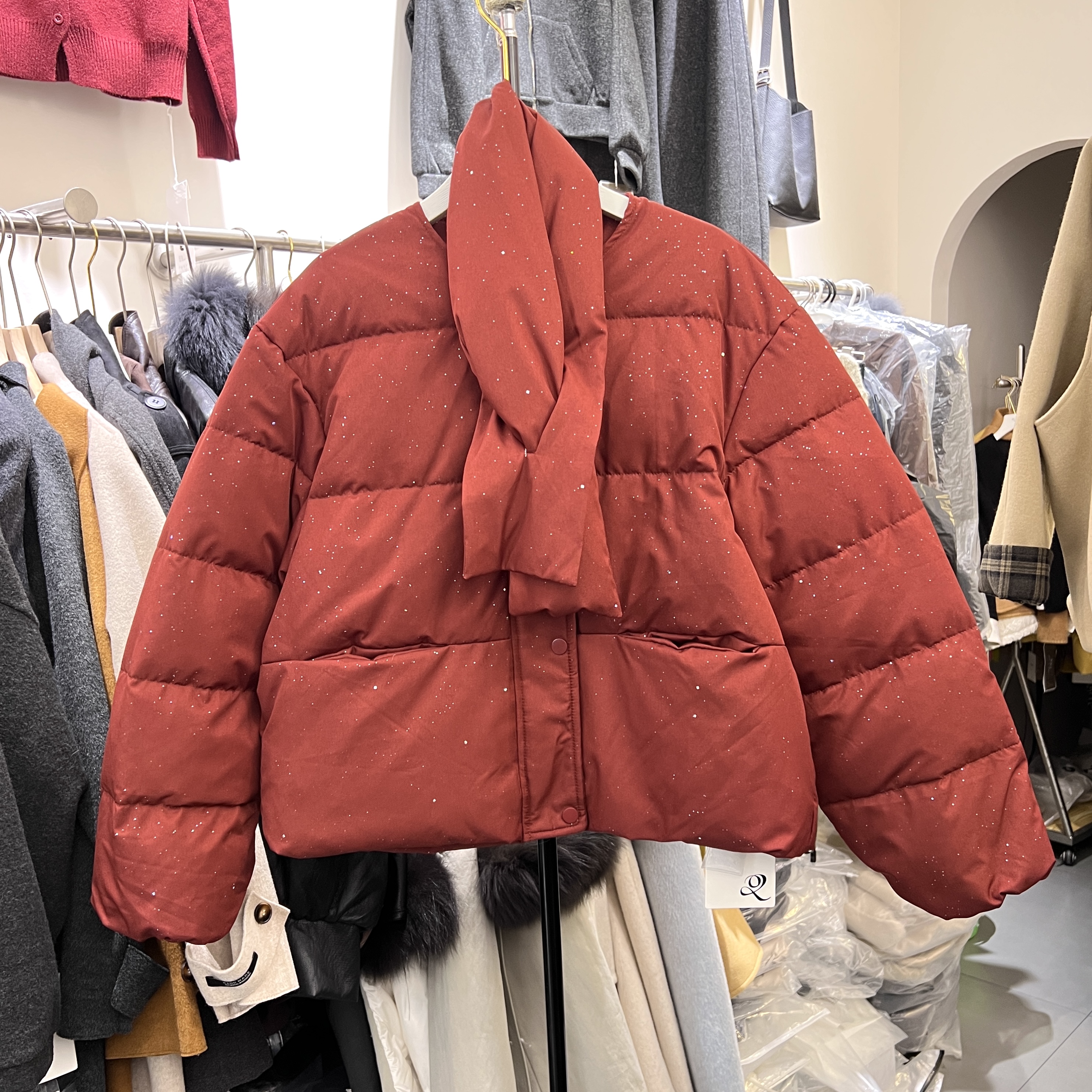 配围脖90绒羽绒服短外套女冬季2025新款白鸭绒保暖面包服上衣8028