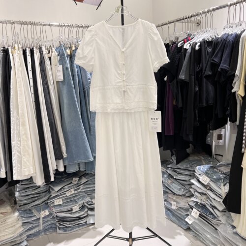 2026夏季V边甜美时尚泡泡袖短上衣+高腰A字显瘦半身裙二件套8821