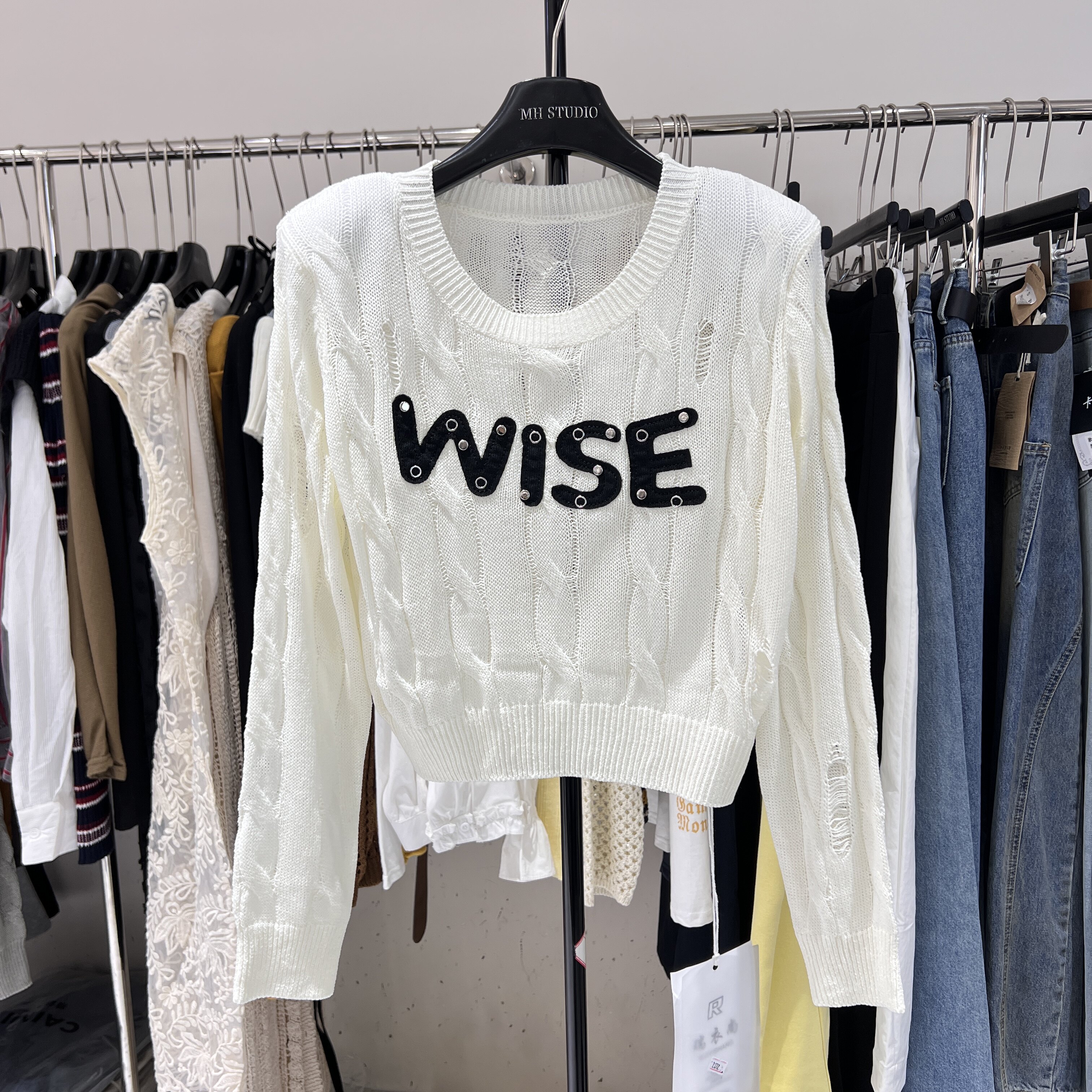 2026春季新款韩版时尚圆领字母刺绣麻花针织衫女宽松显瘦毛衣2372