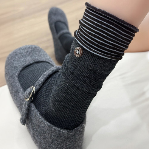 条纹袜子女中筒袜春秋季款棉袜纽扣ins潮韩国日系运动长袜堆堆袜