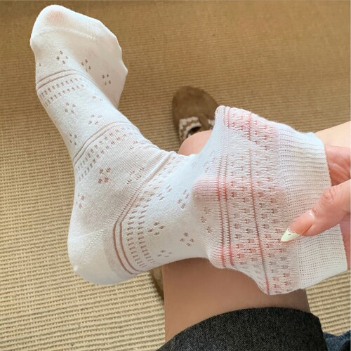 日系白色复古网眼中筒袜女春季薄款透气堆堆袜无骨缝制纯色百搭款