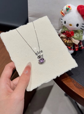 她屿可爱小猫咪玉髓项链女轻奢设计小猫心绪甜美送女生生日礼物