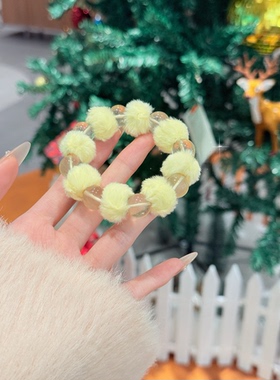 黄水晶毛绒手串圣诞节手串女古风款百搭冬季爆款平衡桃花补财水晶