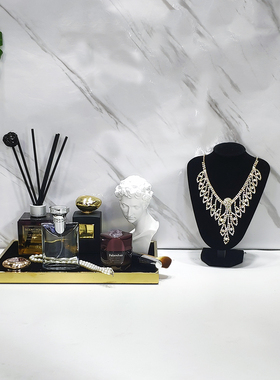 衣帽间香水床头柜轻奢风装饰品