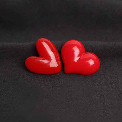 一组两个爱心小徽章胸针领针服装帽子包包配饰可爱小礼物