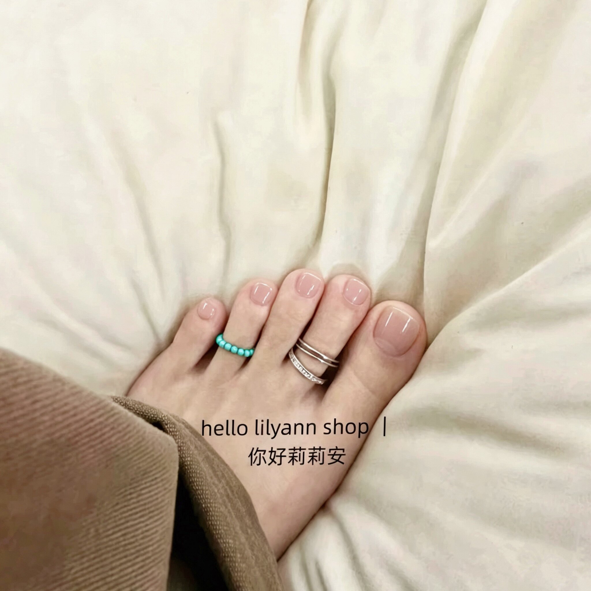 复古轻奢绿松石镶钻开口脚戒指