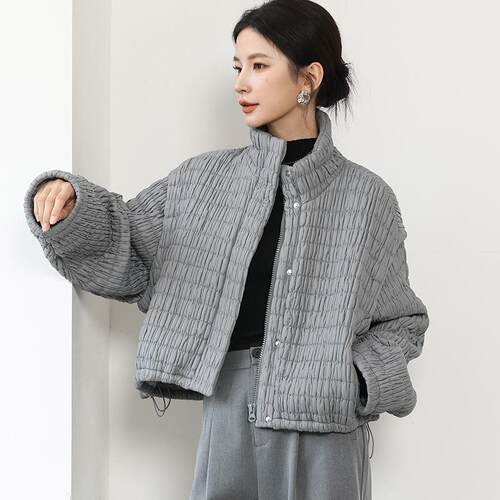 时尚潮流肌理褶皱休闲棉服短外套