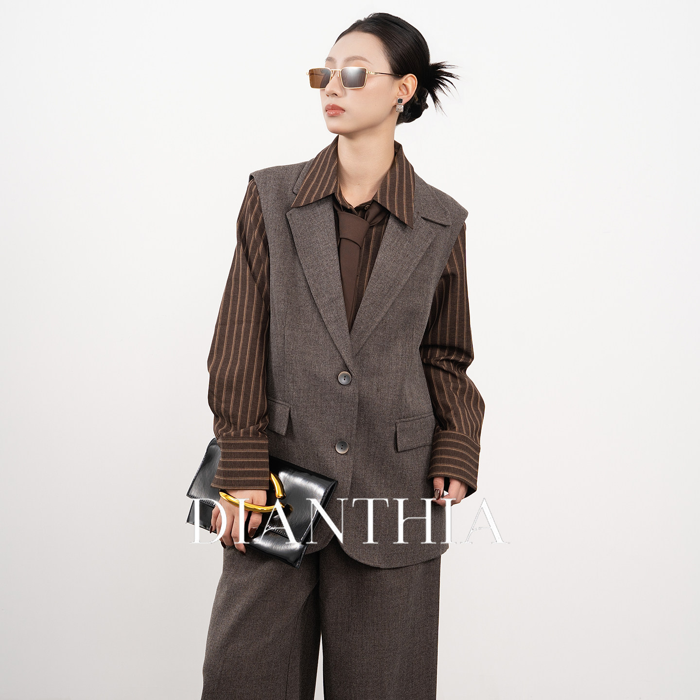 DianThia轻熟高智感气质叠穿西装领马甲女2026冬超火坎肩马夹上衣