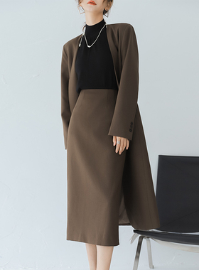 半身裙女2025秋款ol高级感职场包臀裙美拉德西装裙子羊毛半裙遮肉