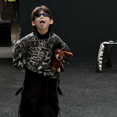 男童加绒加厚套头美式豹纹卫衣