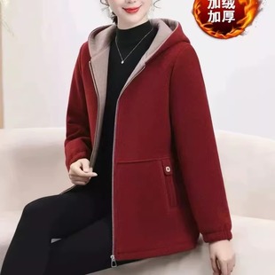 妈妈冬装时尚金貂绒外套新款中年短款连帽毛呢大衣中老年女装棉衣