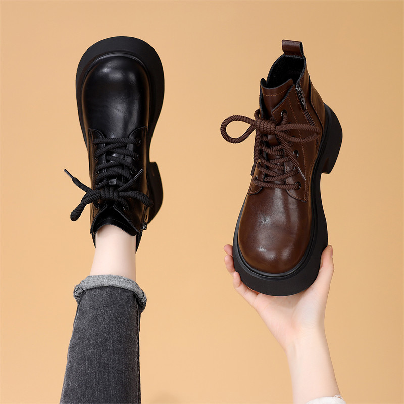 英伦风平底圆头马丁靴2025秋季新款软底轻便气质百搭短靴显脚小,女鞋,马丁靴,淘宝优惠券,粉丝福利购,淘宝优惠卷