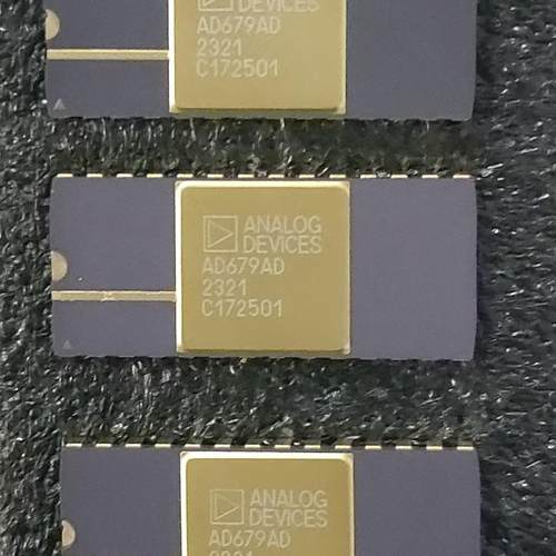 AD679JD KD AD TD 进口芯片 渡金 CDIP28 AD679AD 质量好