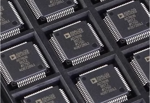 AD7606BST模数转换器 AD7606BSTZ  AD7606 可直拍LQFP-64封装带板