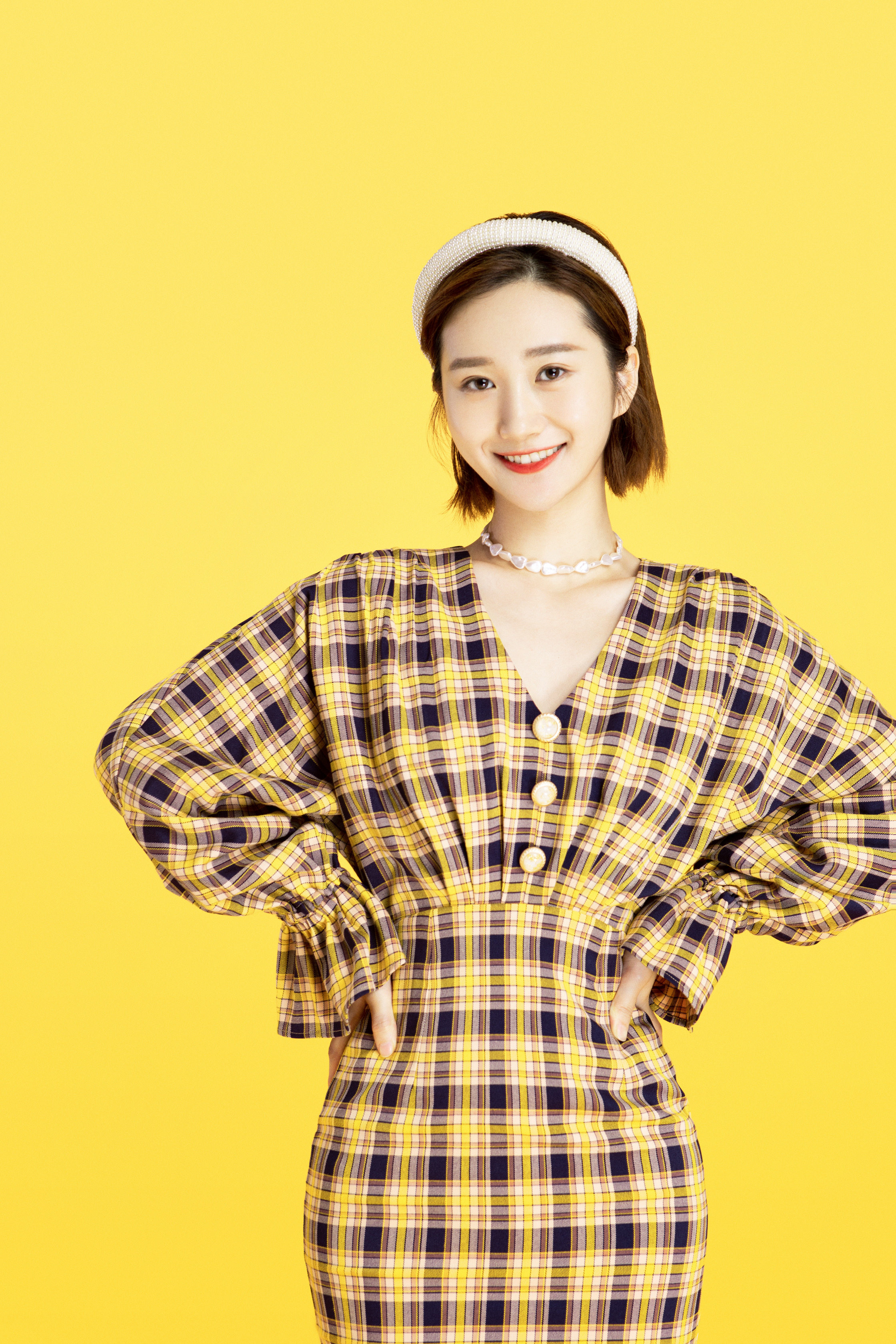 POLLYANNA副线“独领风骚”2020秋季V领格纹包臀裙立裁连衣裙女