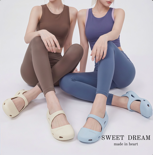 女EVA透气防滑洞洞鞋瑜伽溯溪