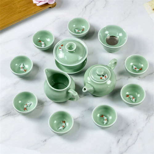 青瓷功夫茶具带手柄小茶杯