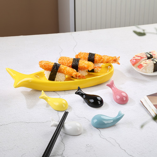 创意海洋生物陶瓷筷子架托盘鲸鱼饭店小菜碟子海豚摆件筷子托筷枕