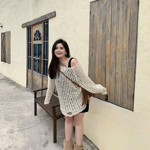 希同儿大码女装胖mm辣妹破洞镂空斜肩针织衫宽松显瘦防晒衫上衣夏