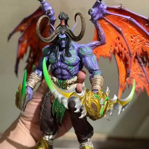 魔兽世界恶魔猎手伊利丹怒风GK可动可发光盒装雕像模型桌面摆件