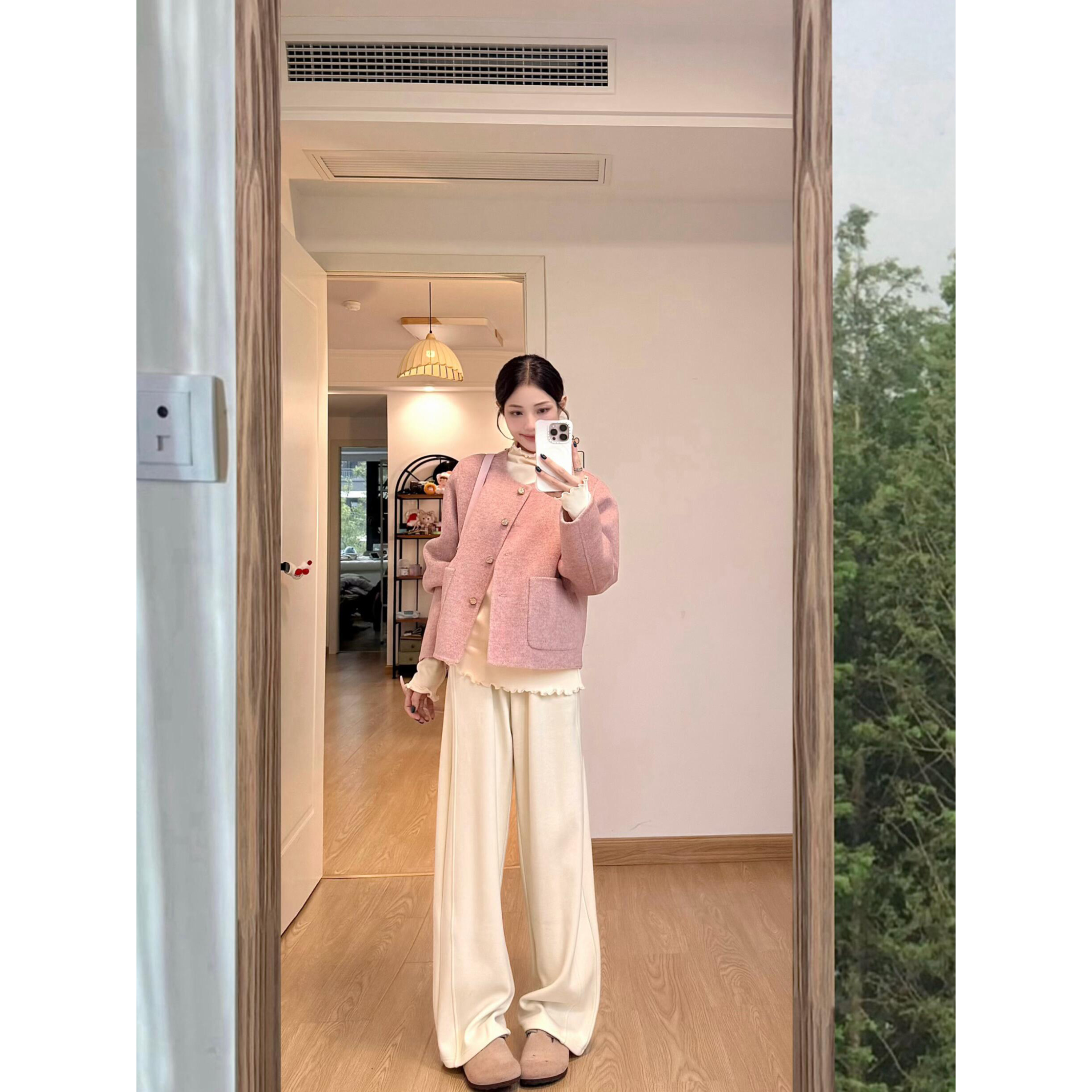 温柔小香风粉色轻奢毛呢短外套女秋冬保暖甜美高级感精致小个子