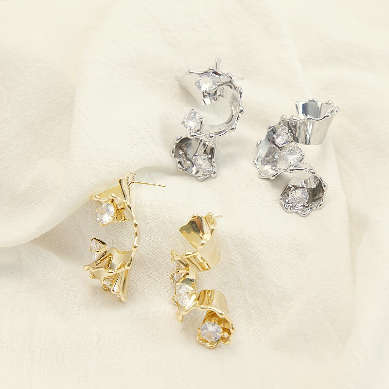 电镀真金欧美夸张不规则耳饰个性金属立体设计感耳钉女镶锆石耳环