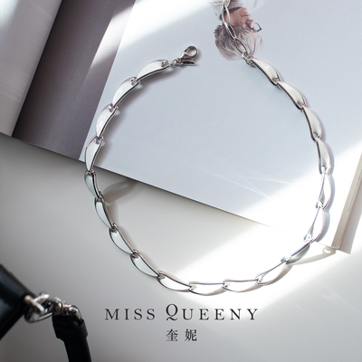 MissQueeny白珐琅叶子项链