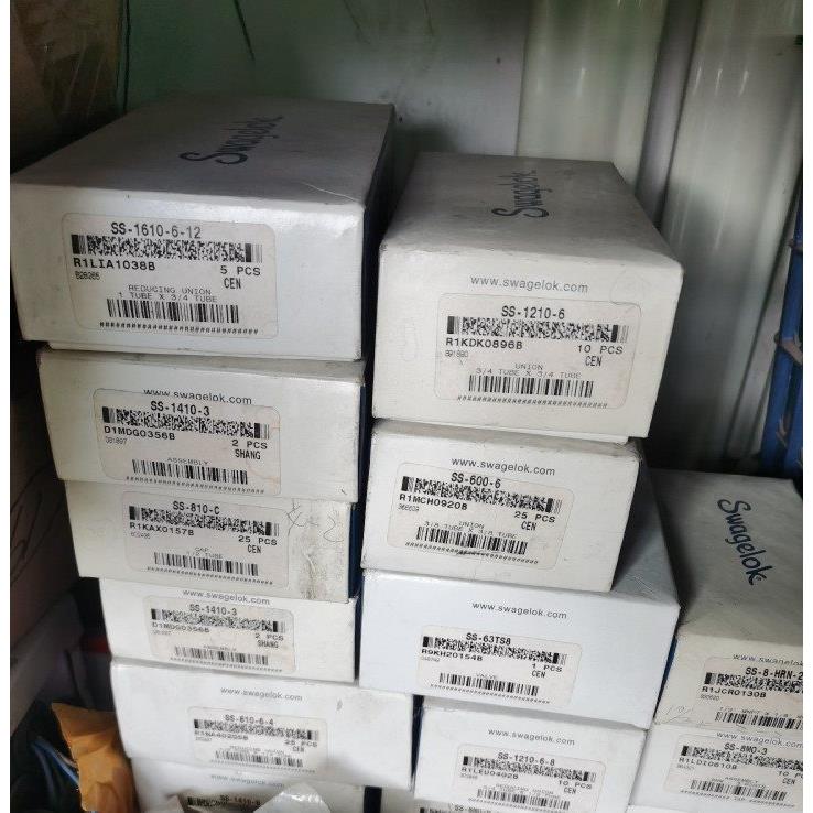 议价世伟洛克SS-43GF4 NPT1/4内丝球阀