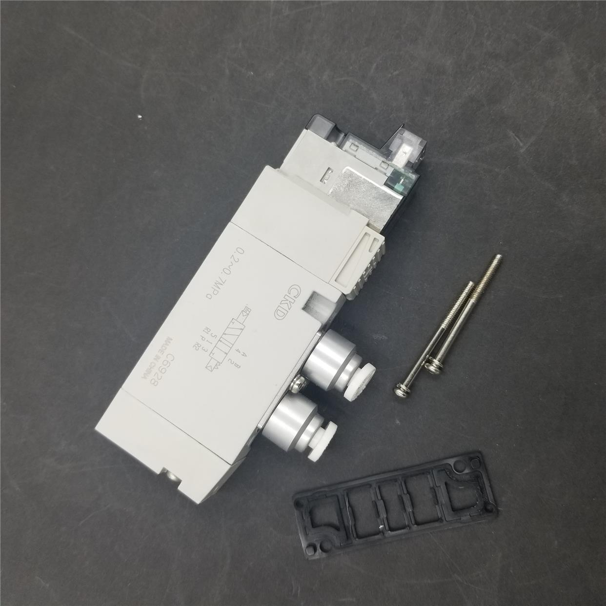 议价CKD电磁阀4GD119-E2C/3GA119-E21H/3PA110-C2P-3