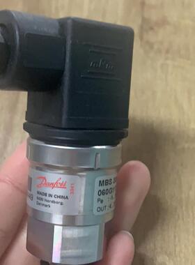 议价Danfoss  MBS3000 060G1121  -1…15bar传器