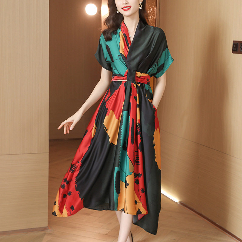 简约风中青年女装感茶歇法式连衣裙夏季短袖2026气质印花大摆裙子