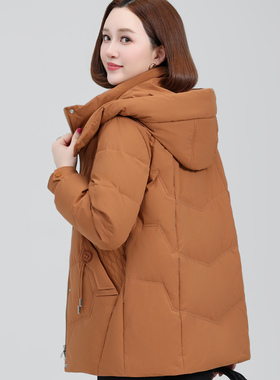 波斯顿鹅绒服女款加厚短款波士顿官方旗舰店妈妈羽绒服可脱帽立领