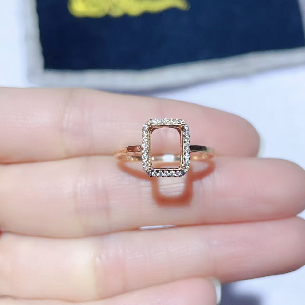 18K金方形围锆戒指空托配莫桑钻