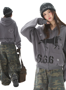 Double L2 美式复古钮钉拼接连帽卫衣女小马印花早春开衫拉链外套