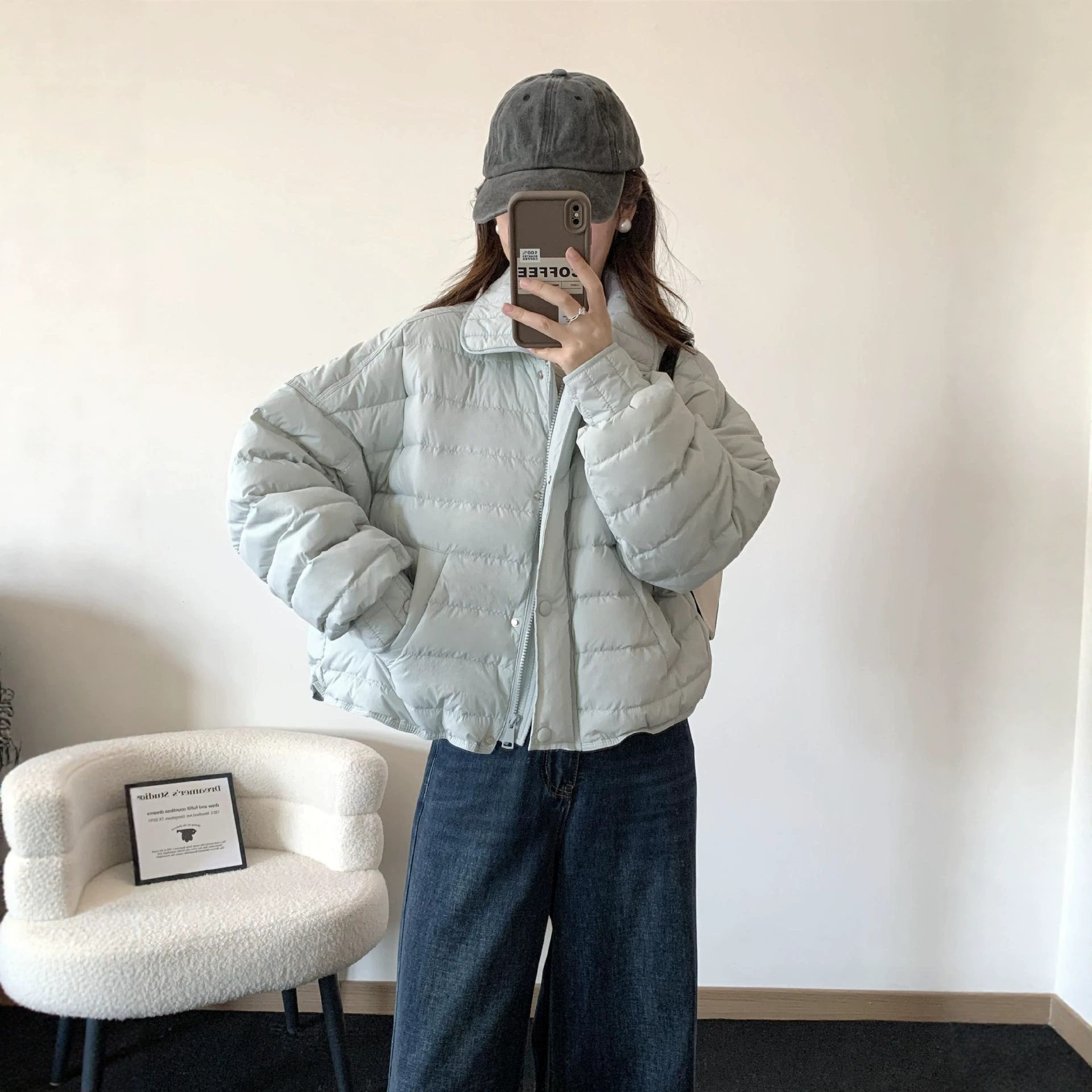 欧洲站2026秋冬新款糖果色小翻领短款轻薄白鸭绒羽绒服女宽松外套