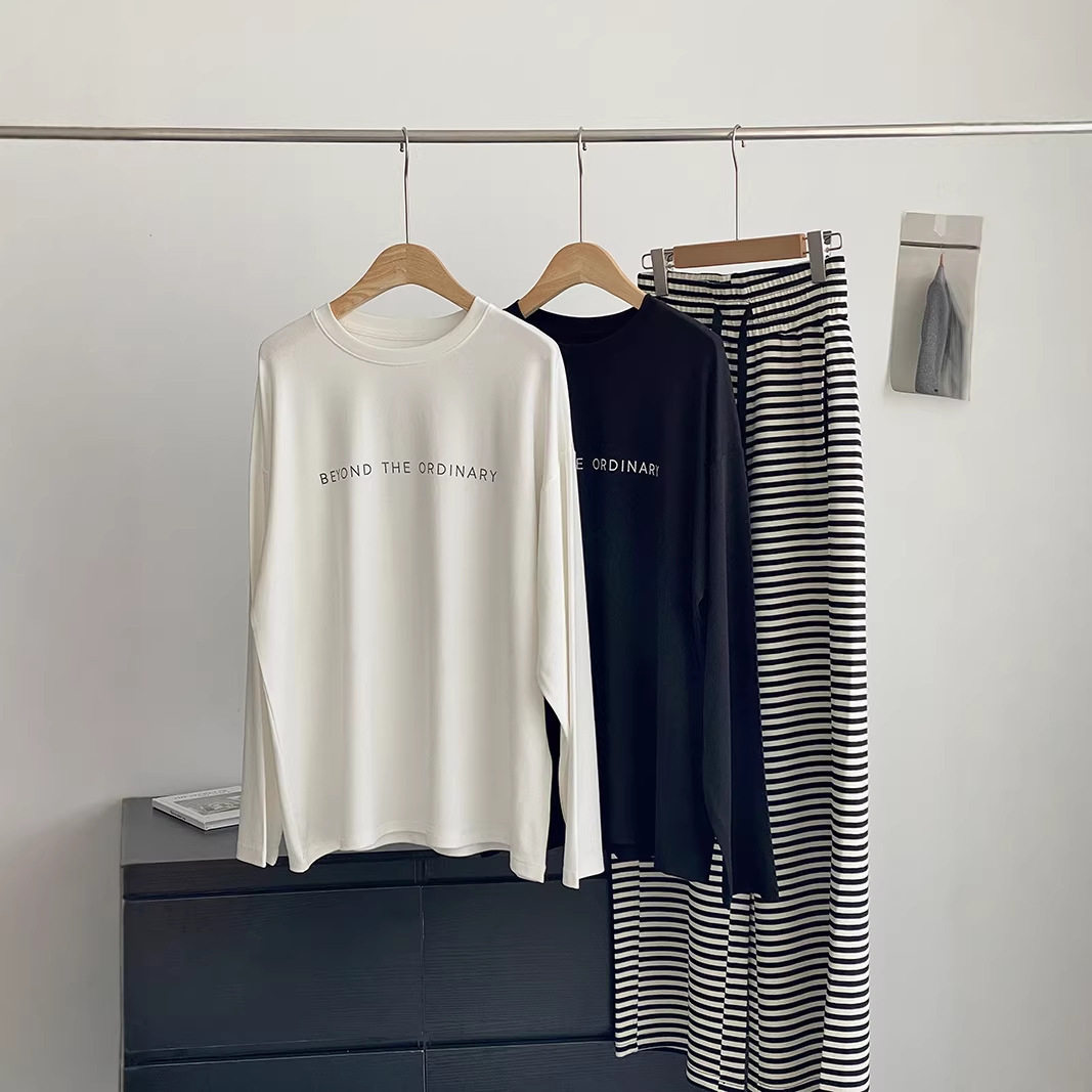 欧洲站超爽滑垂字母长袖T恤女春新款韩系圆领休闲上衣单穿打底衫,女装/女士精品,T恤,淘宝优惠券,粉丝福利购,淘宝优惠卷