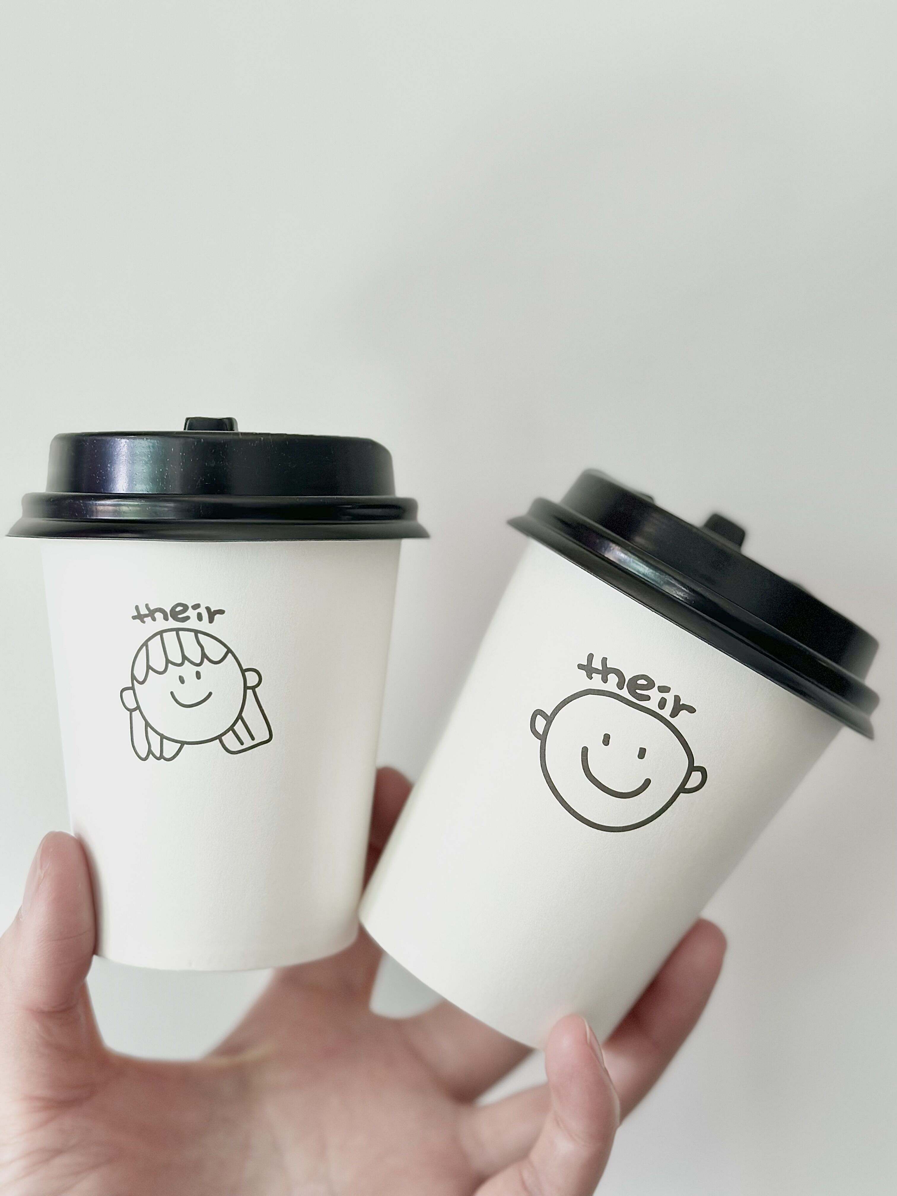 ins韩风男孩女孩简笔画笑脸杯一次性纸杯饮水杯加厚带盖婚礼定制