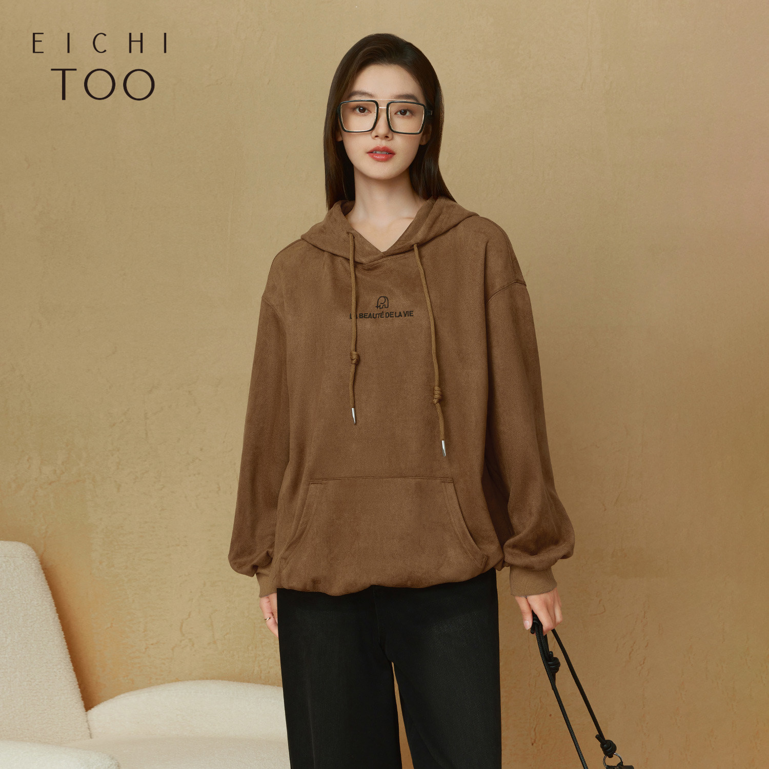 爱居兔卫衣女春秋新款字母印花休闲舒适连帽套头卫衣,女装/女士精品,卫衣/绒衫,淘宝优惠券,粉丝福利购,淘宝优惠卷