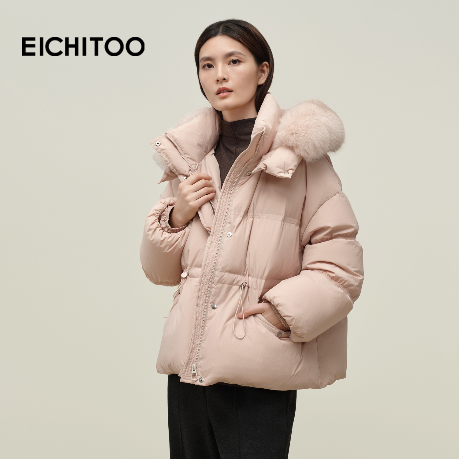 手感细腻，轻盈柔软