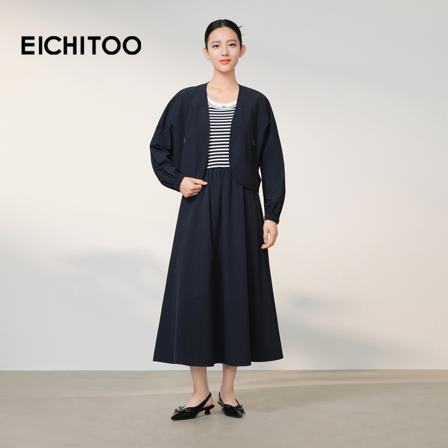 爱居兔圆领外套条纹背心连衣裙套装女2026年春季新款显瘦气质长裙