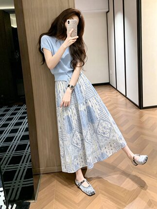 2026新款超火减龄显瘦独特漂亮小个子休闲两件套装裙女