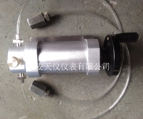 手持装置校验器微差压