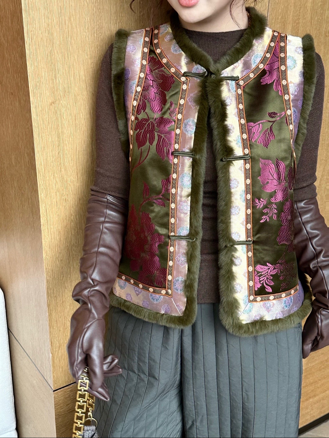 清版不退不换桑蚕丝老缎织金马甲拼接宋锦獭兔毛羊毛内胆马甲