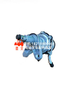 德国道依茨DEUTZ配件BF4M2011输油泵04272819林德 OM叉车平地机