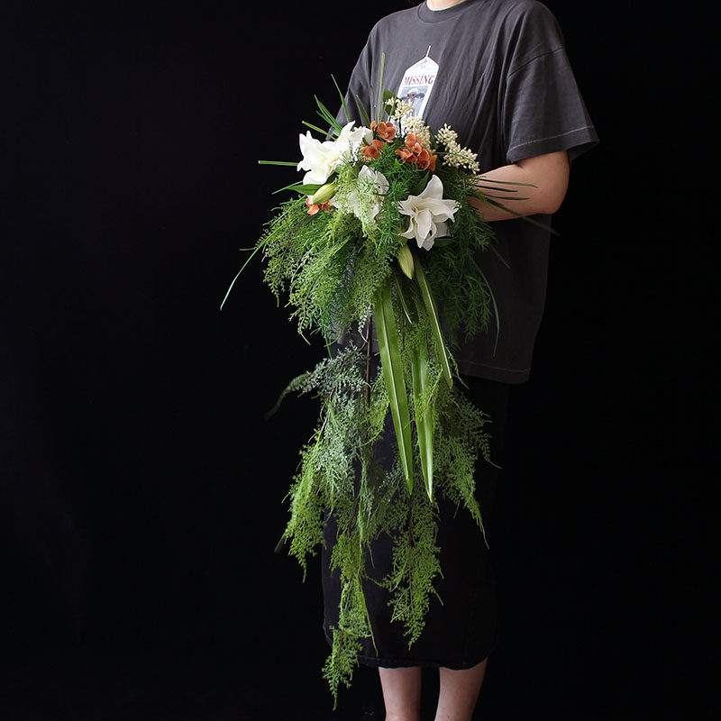 仿真花森系文竹百合水滴手捧花新娘影楼摄影瀑布型花艺假花室外拍