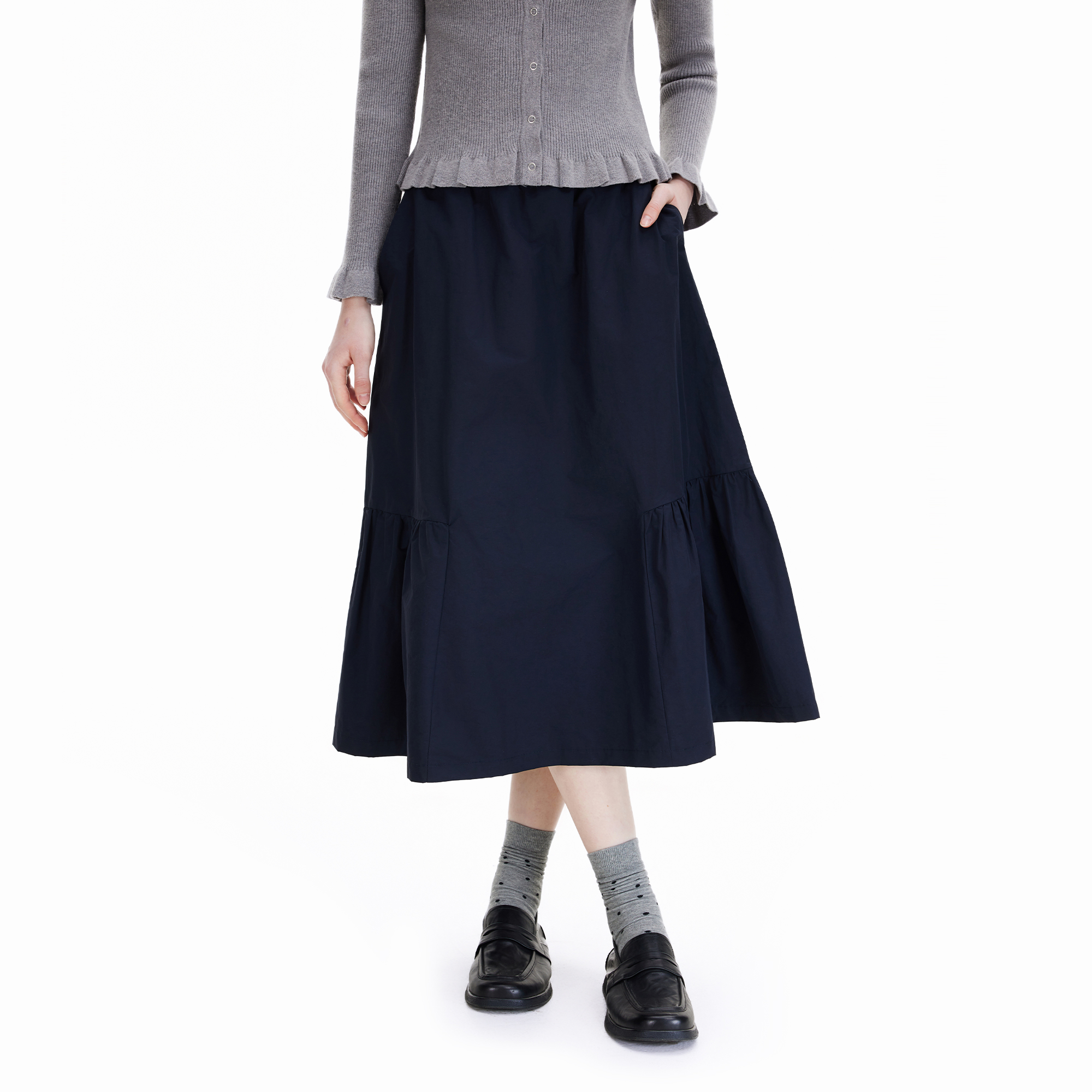 空穴来风2025冬季新款拼接褶皱半裙女松紧腰带休闲长裙秋