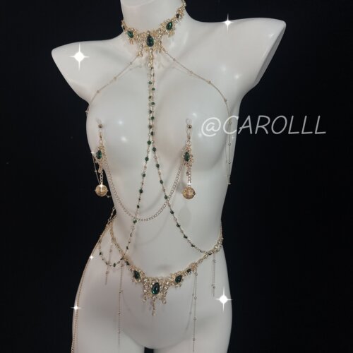 CAROLLL祖母绿鎏金身体链项圈ru环性感全身链腰链复古高级感