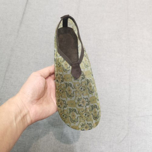 上新.山茶花网纱透气中式平底单鞋女舒适优雅.35-39码