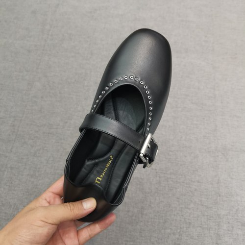 26ss新品.美国百年老牌铆钉玛丽珍鞋.牛皮.舒适女款单鞋