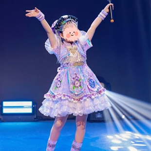 儿童演出服出租快乐阳光女童苗族侗族摩梭族撒尼族彝族哈尼族羌族